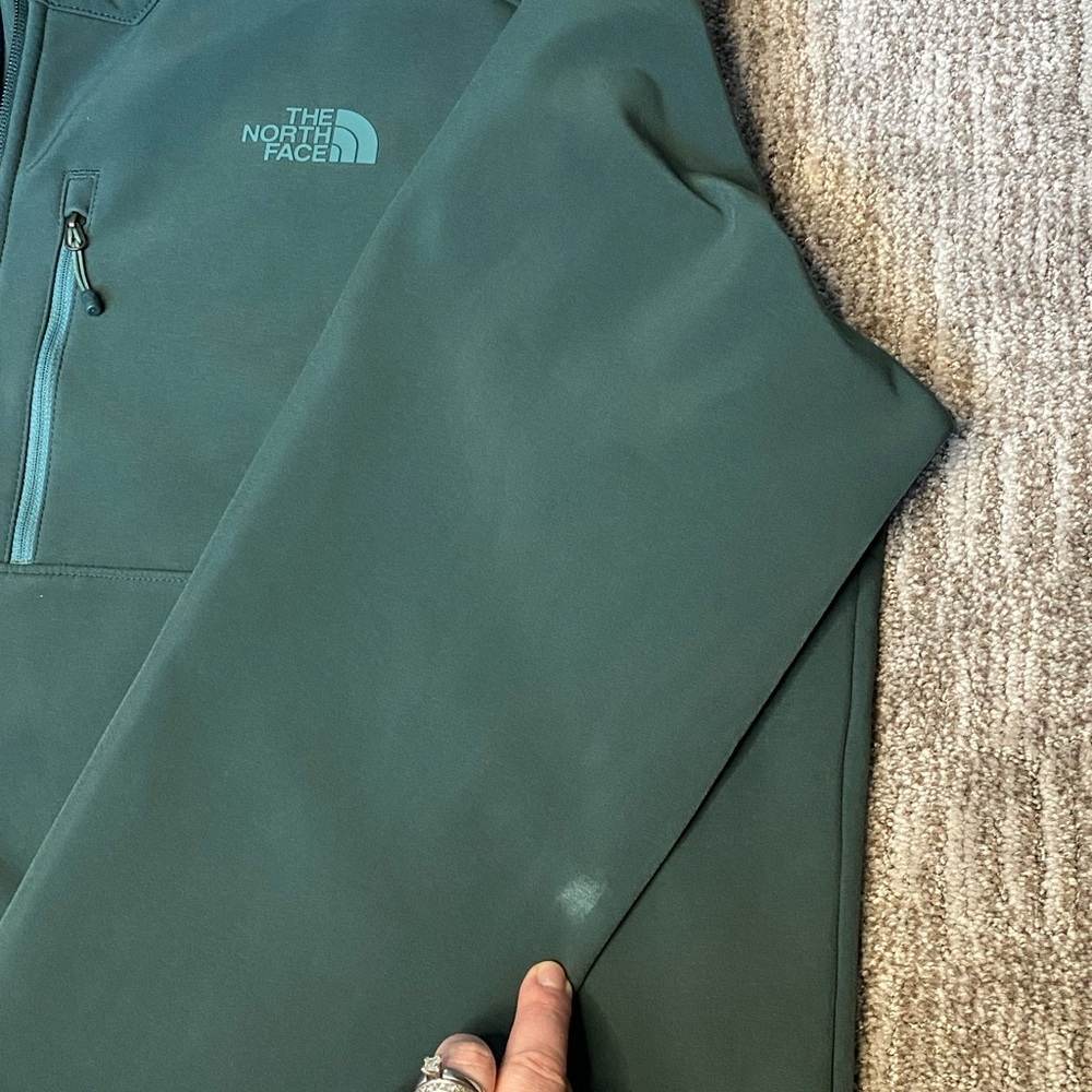 Men’s Apex Bionic Windwall Jacket - Picture 2 of 4
